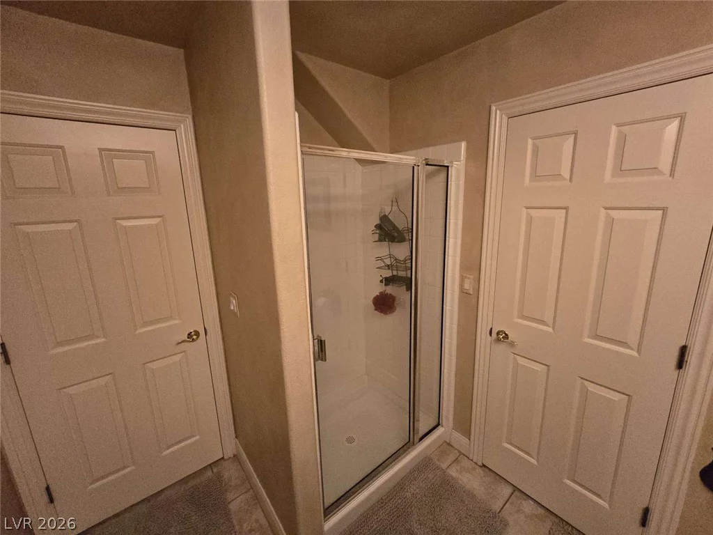 8728 Castle Hill, Las Vegas, NV 89129