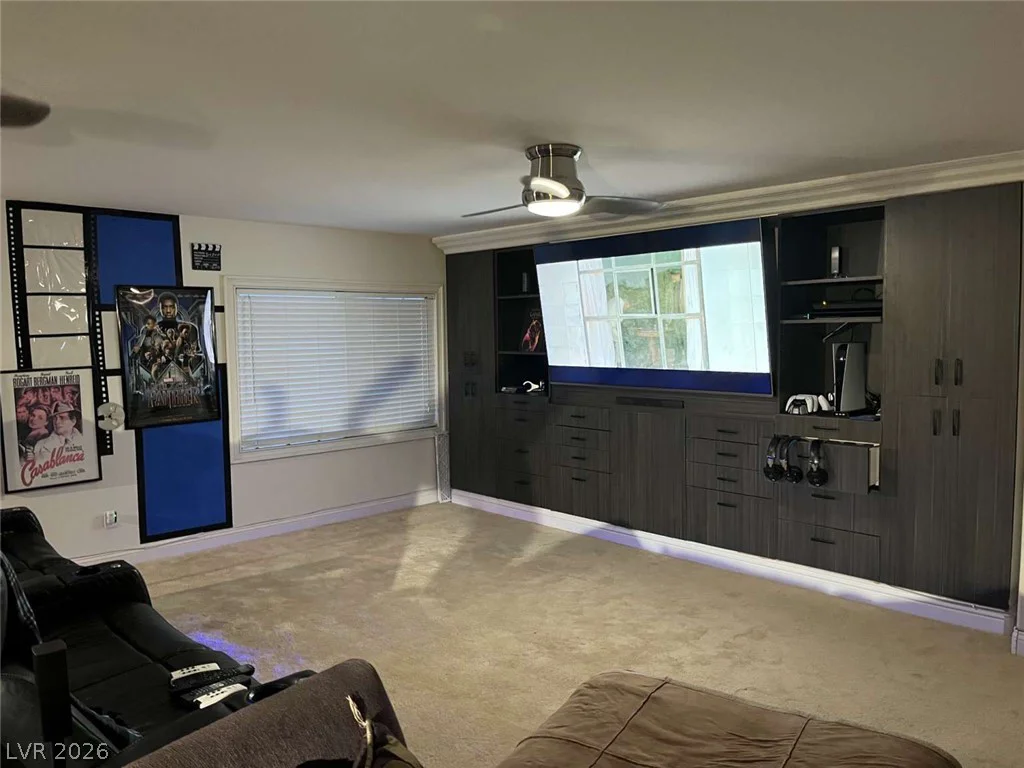 8728 Castle Hill, Las Vegas, NV 89129