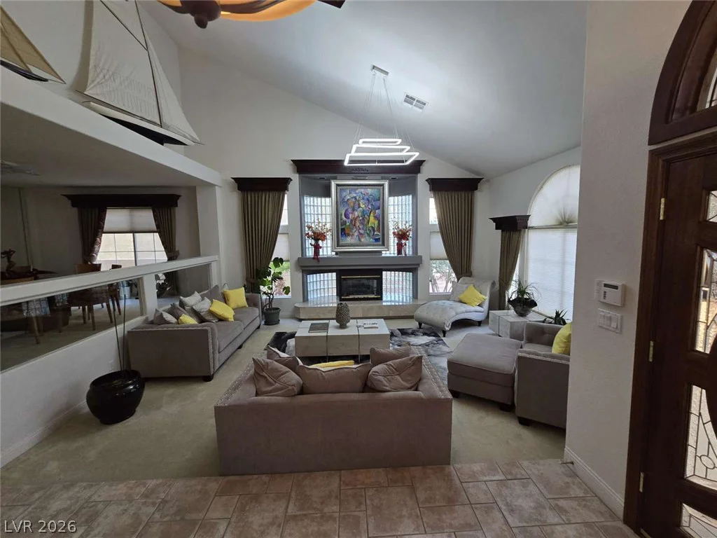 8728 Castle Hill, Las Vegas, NV 89129