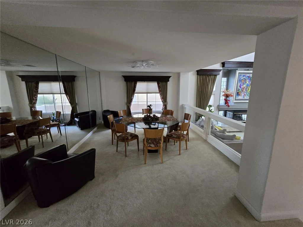 8728 Castle Hill, Las Vegas, NV 89129
