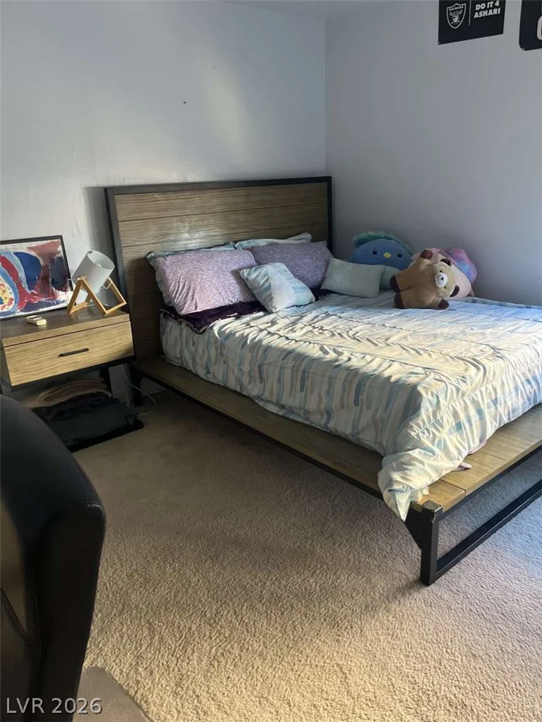 8728 Castle Hill, Las Vegas, NV 89129