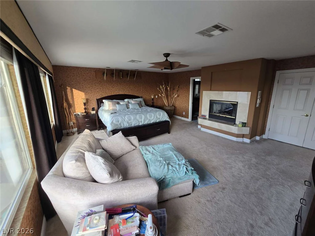8728 Castle Hill, Las Vegas, NV 89129