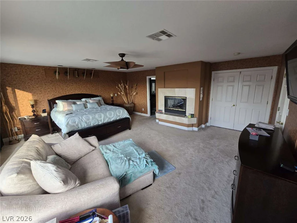 8728 Castle Hill, Las Vegas, NV 89129