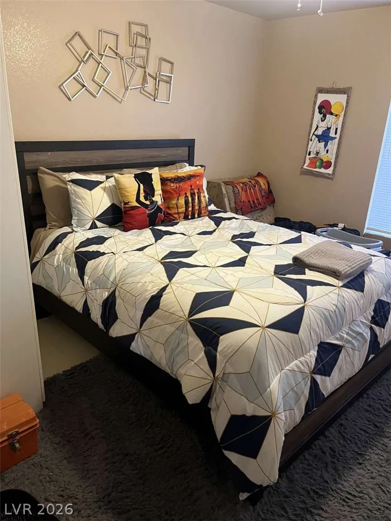 8728 Castle Hill, Las Vegas, NV 89129
