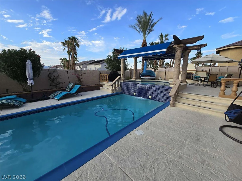 8728 Castle Hill, Las Vegas, NV 89129