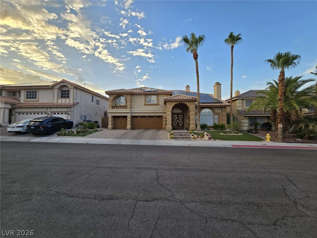 8728 Castle Hill, Las Vegas, NV 89129