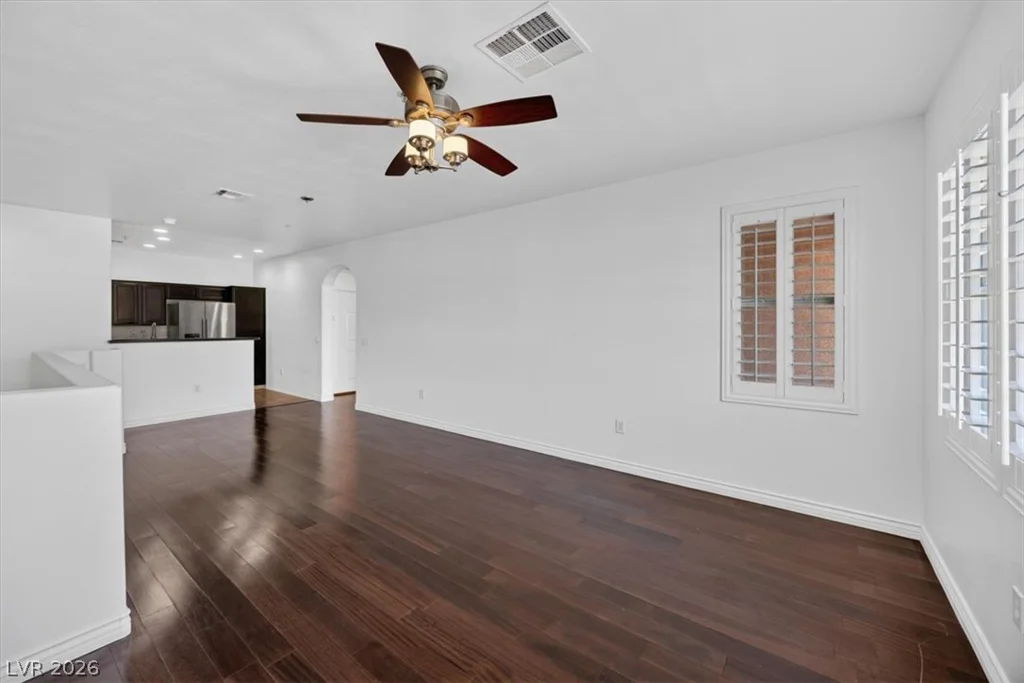 3975 Hualapai, Las Vegas, NV 89129