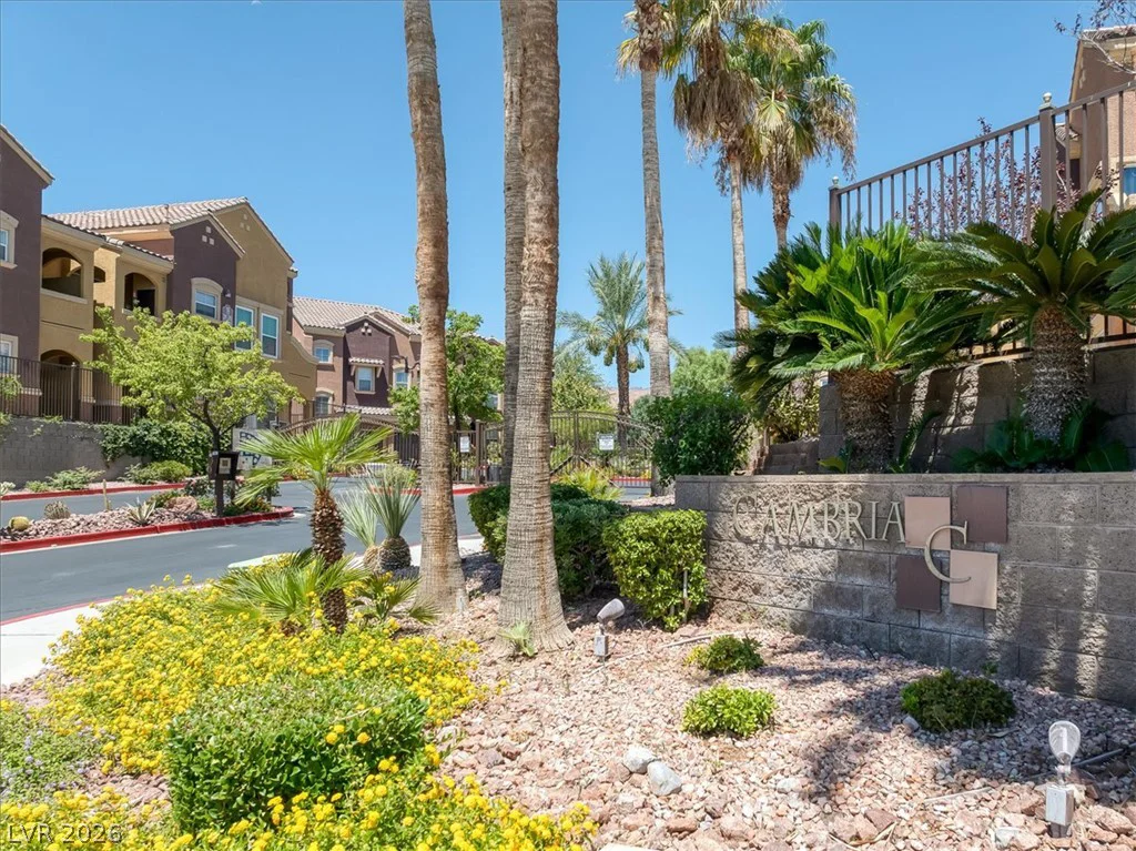 3975 Hualapai, Las Vegas, NV 89129