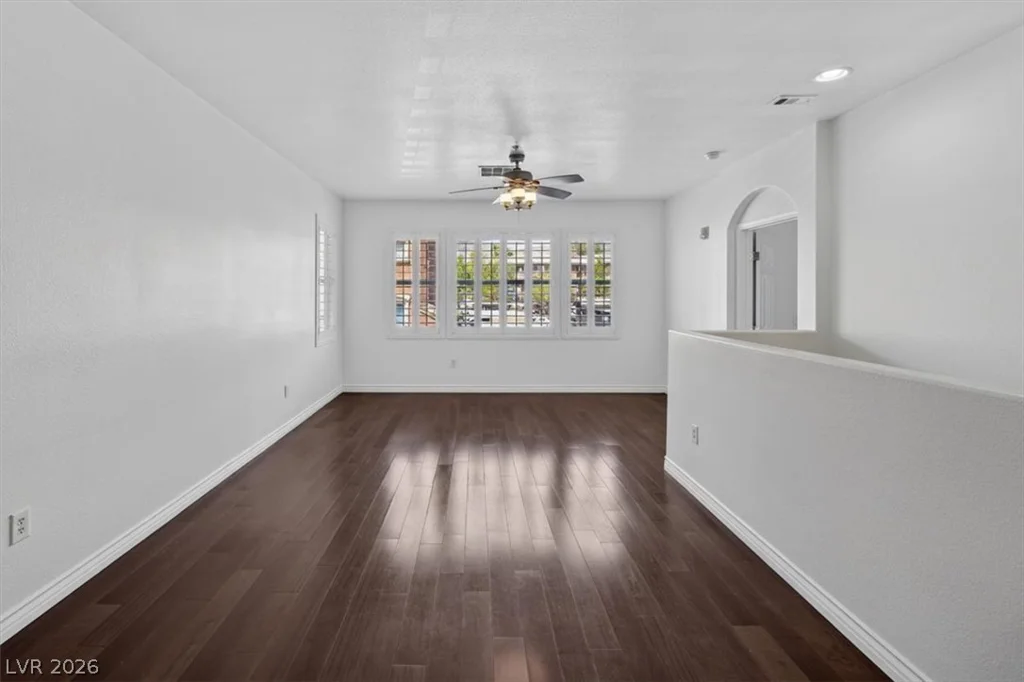 3975 Hualapai, Las Vegas, NV 89129