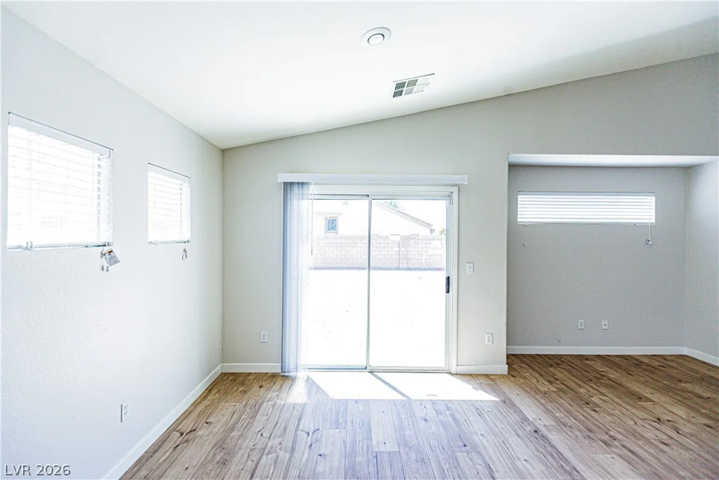 4205 Delhi, North Las Vegas, NV 89032