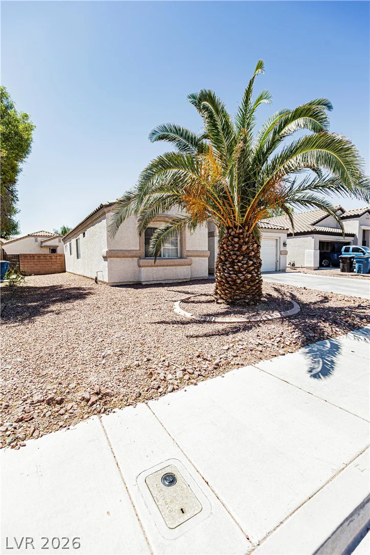 4205 Delhi, North Las Vegas, NV 89032