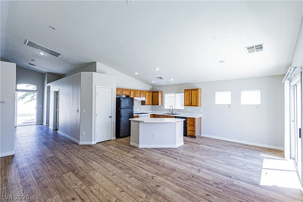 4205 Delhi, North Las Vegas, NV 89032
