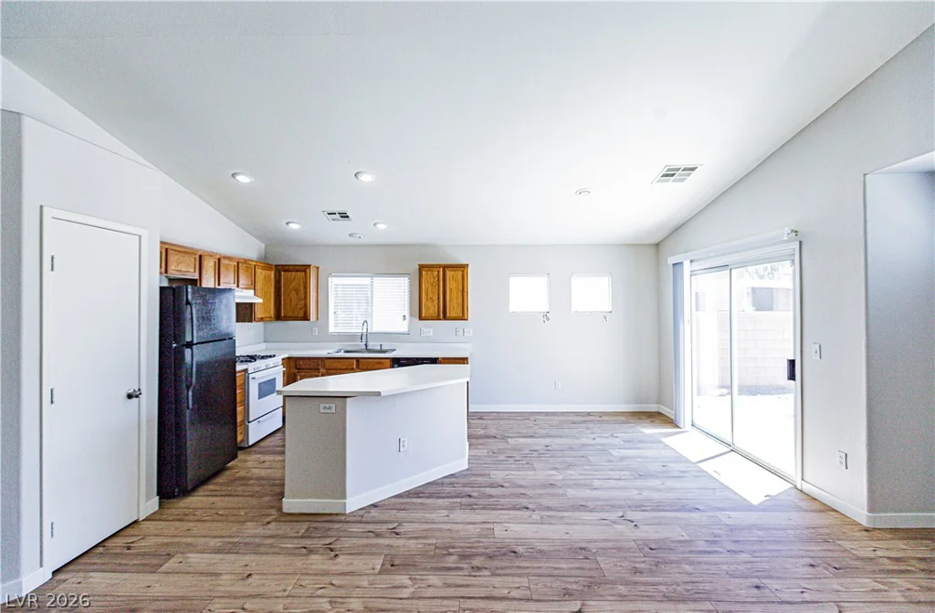 4205 Delhi, North Las Vegas, NV 89032