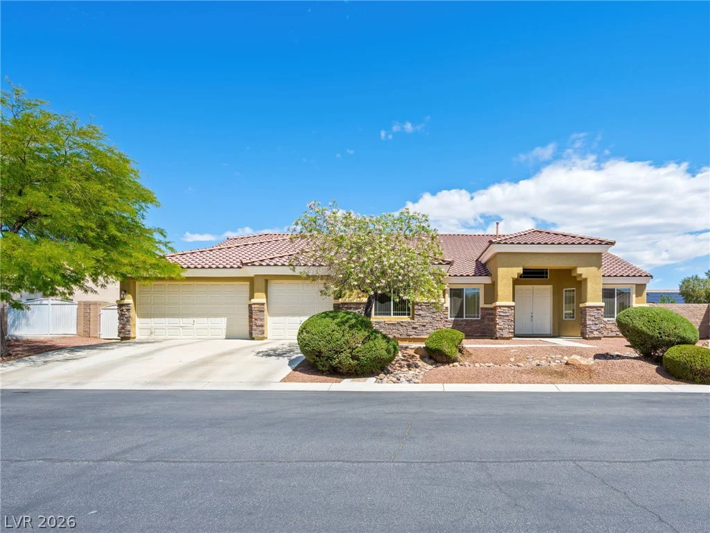 6524 Colossal Cave, Las Vegas, NV 89131