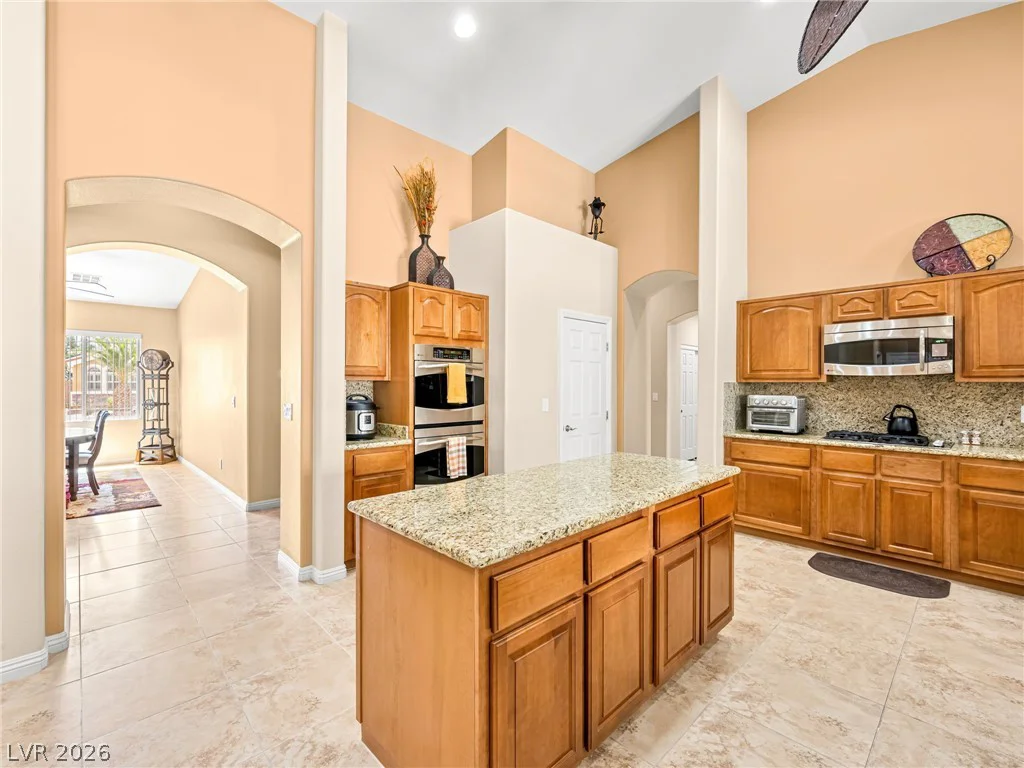 6524 Colossal Cave, Las Vegas, NV 89131