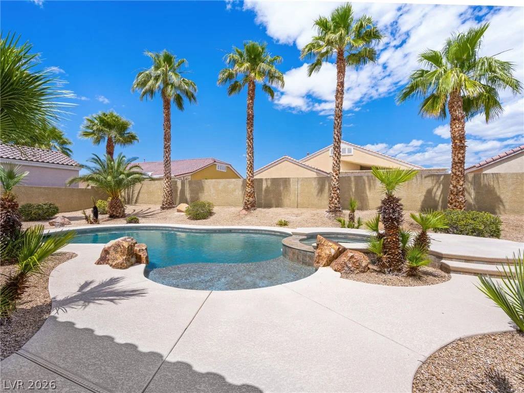6524 Colossal Cave, Las Vegas, NV 89131
