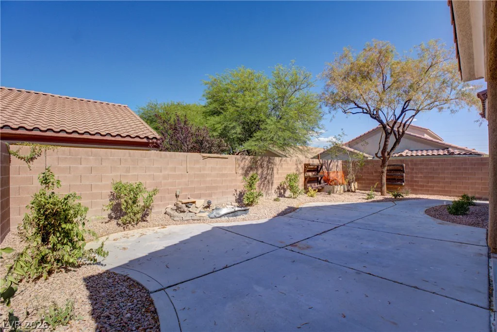 6504 Birdhouse, North Las Vegas, NV 89084