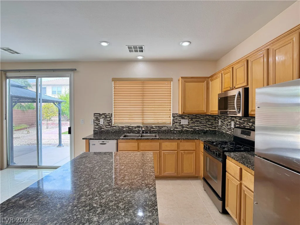 6729 Sea Swallow, North Las Vegas, NV 89084
