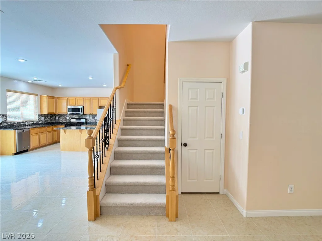 6729 Sea Swallow, North Las Vegas, NV 89084