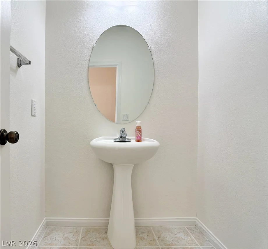 6729 Sea Swallow, North Las Vegas, NV 89084