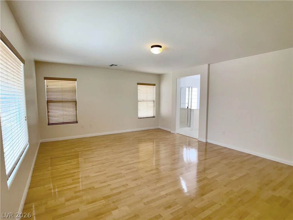 6729 Sea Swallow, North Las Vegas, NV 89084