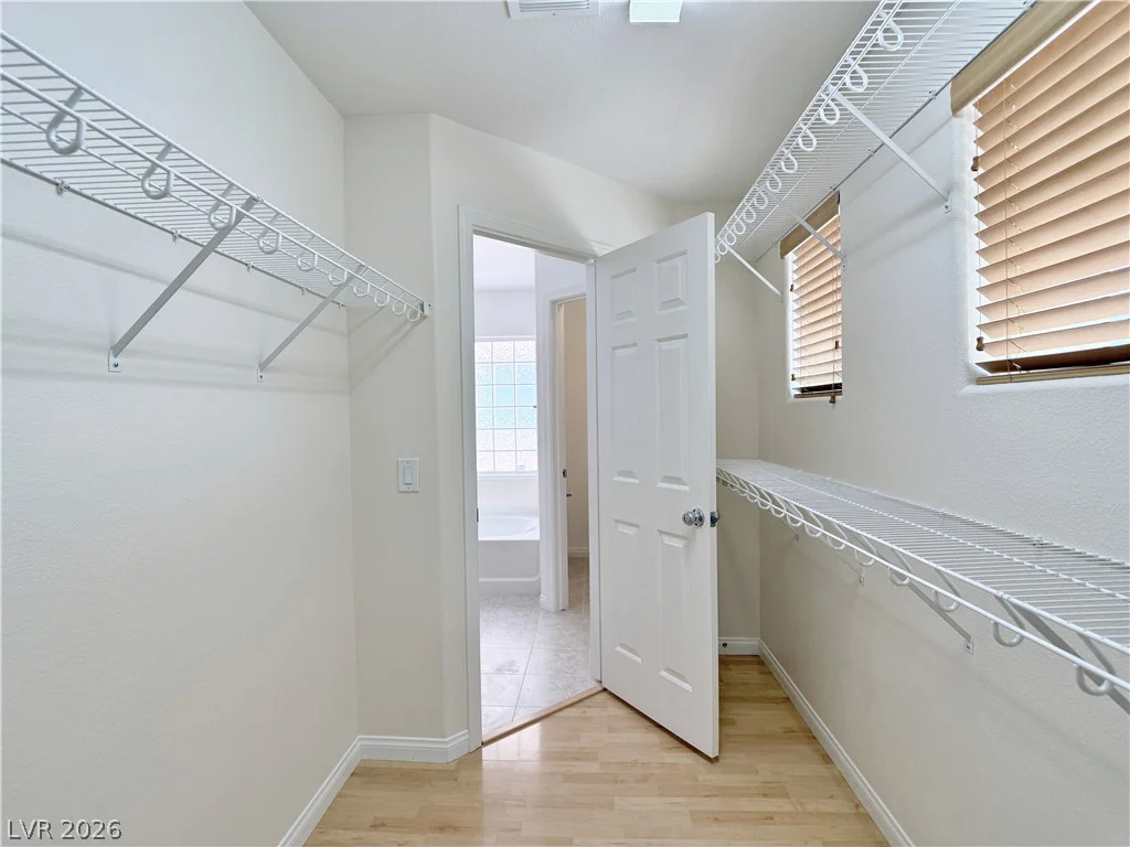 6729 Sea Swallow, North Las Vegas, NV 89084