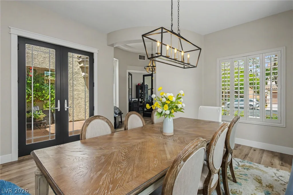 7423 Bretton Oaks, Las Vegas, NV 89166