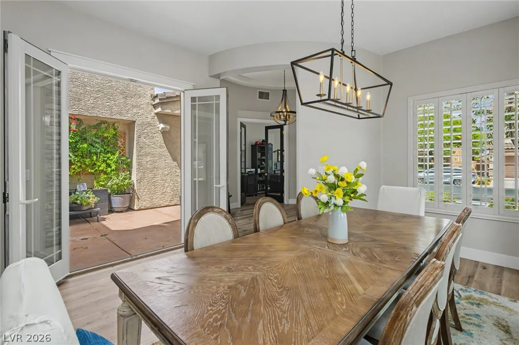 7423 Bretton Oaks, Las Vegas, NV 89166