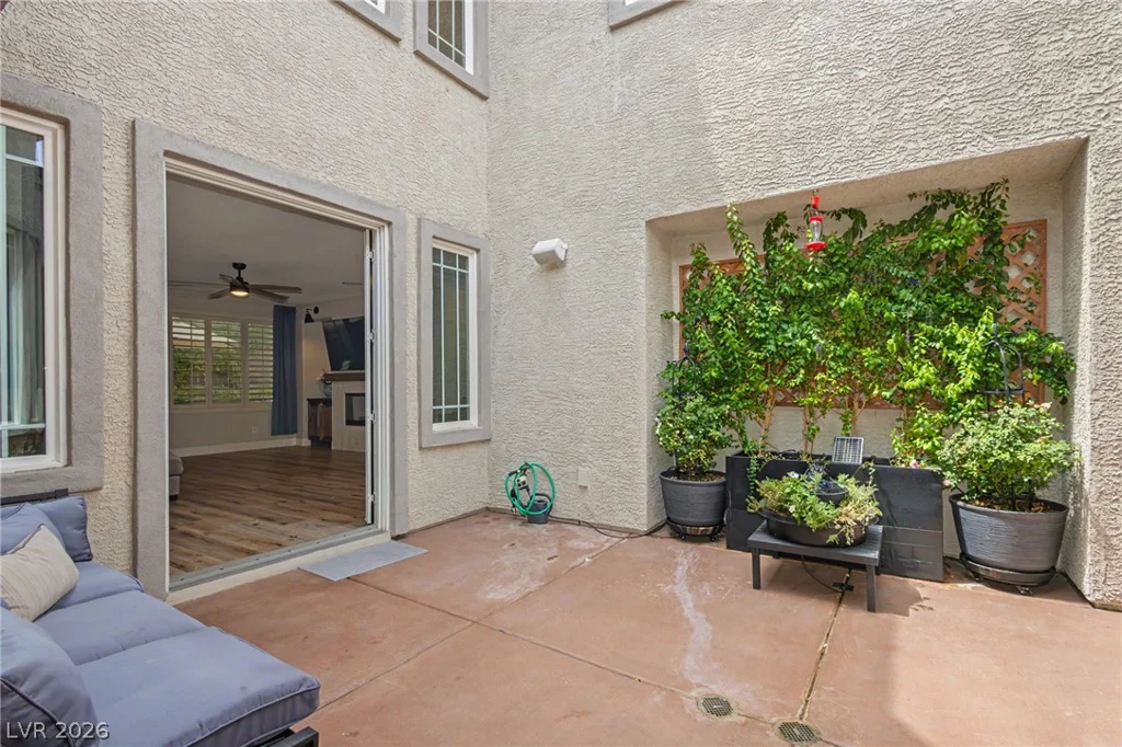 7423 Bretton Oaks, Las Vegas, NV 89166