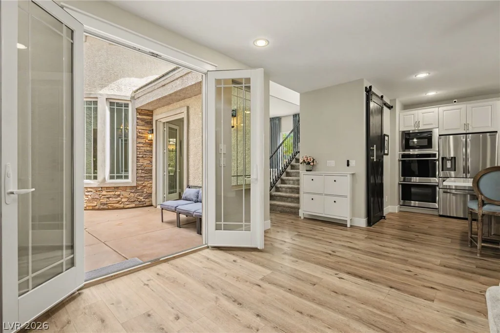 7423 Bretton Oaks, Las Vegas, NV 89166