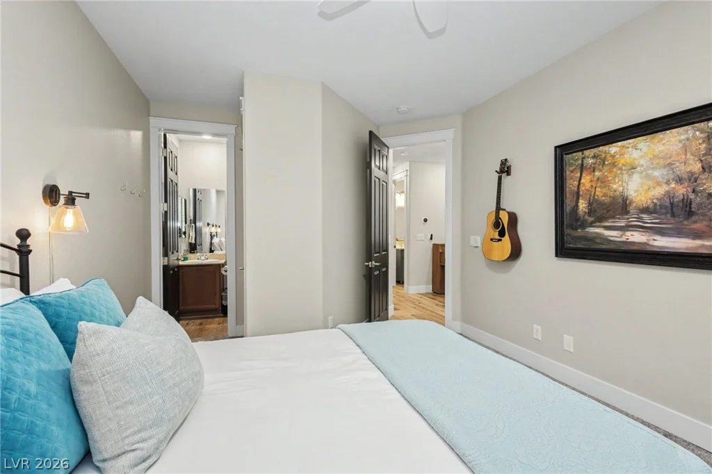 7423 Bretton Oaks, Las Vegas, NV 89166