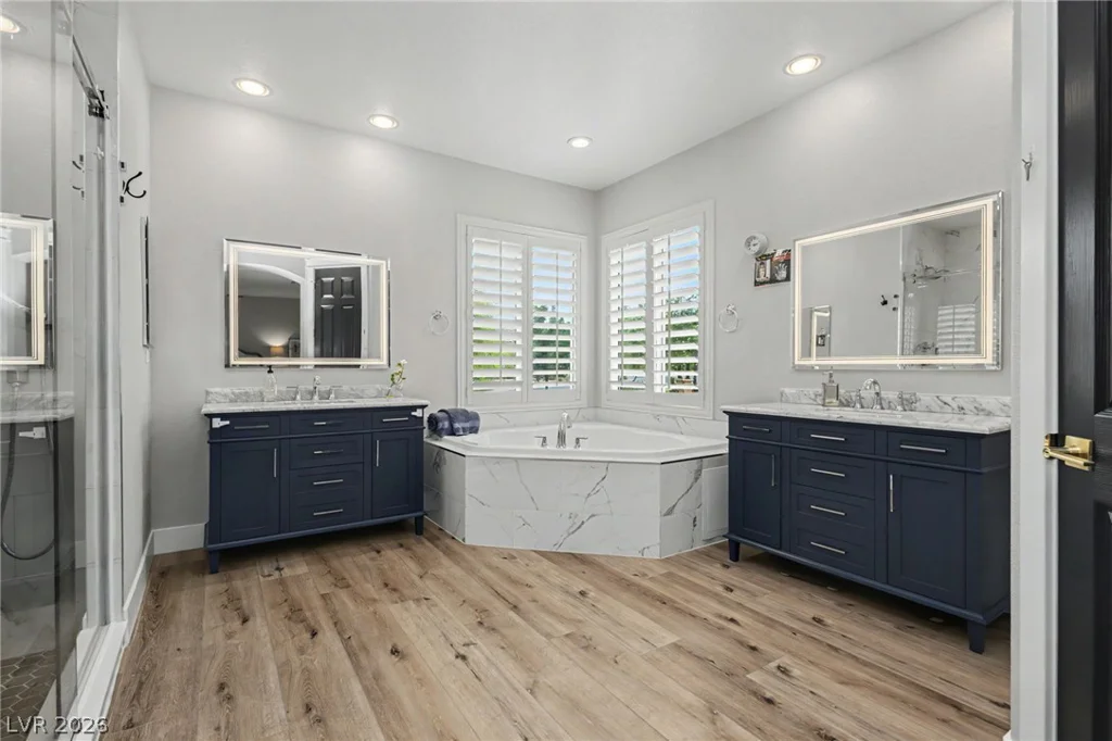 7423 Bretton Oaks, Las Vegas, NV 89166