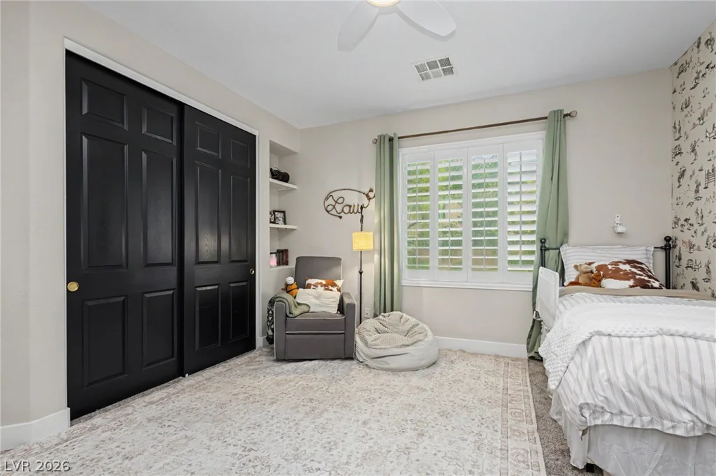 7423 Bretton Oaks, Las Vegas, NV 89166
