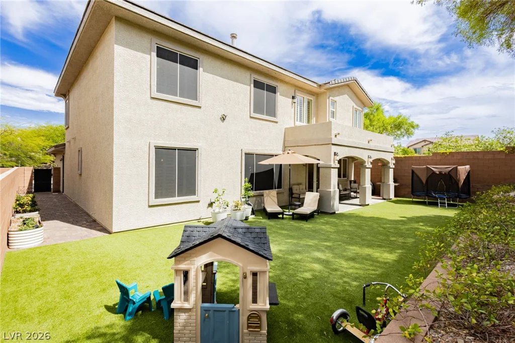 7423 Bretton Oaks, Las Vegas, NV 89166