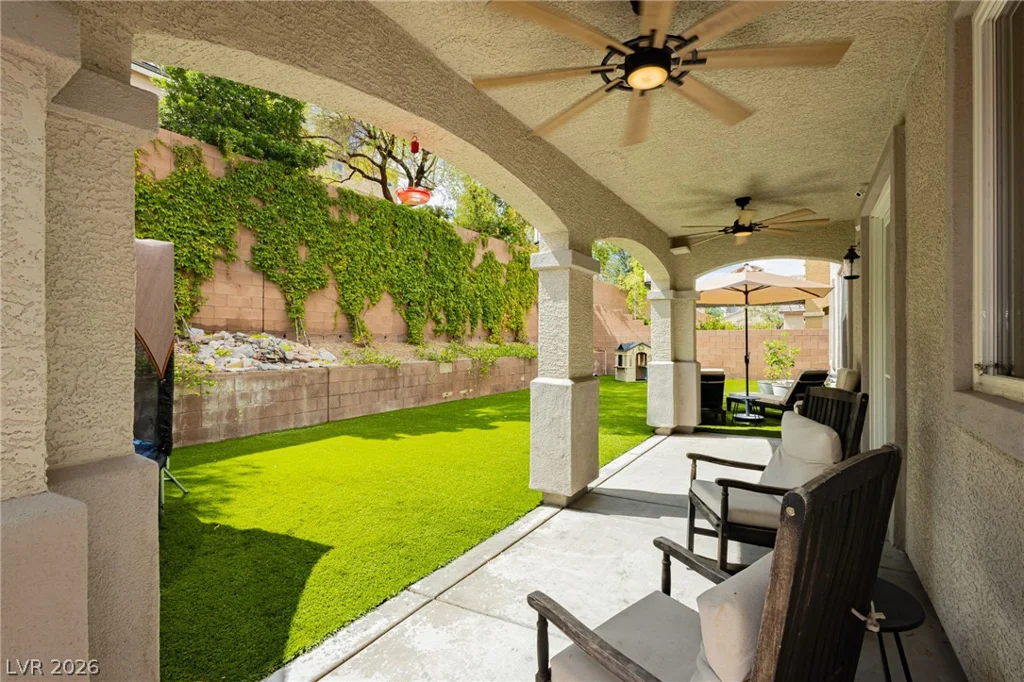 7423 Bretton Oaks, Las Vegas, NV 89166