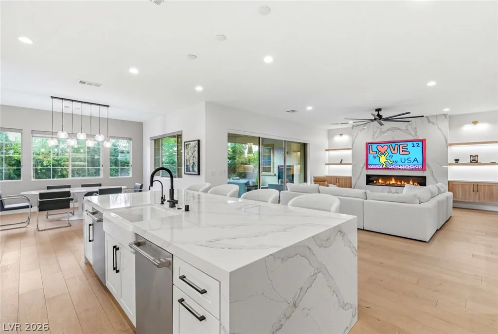 4078 San Franchesca, Las Vegas, NV 89141