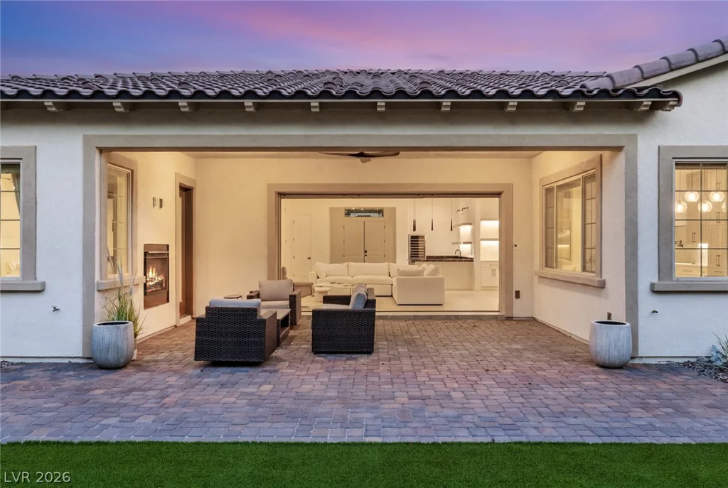4078 San Franchesca, Las Vegas, NV 89141