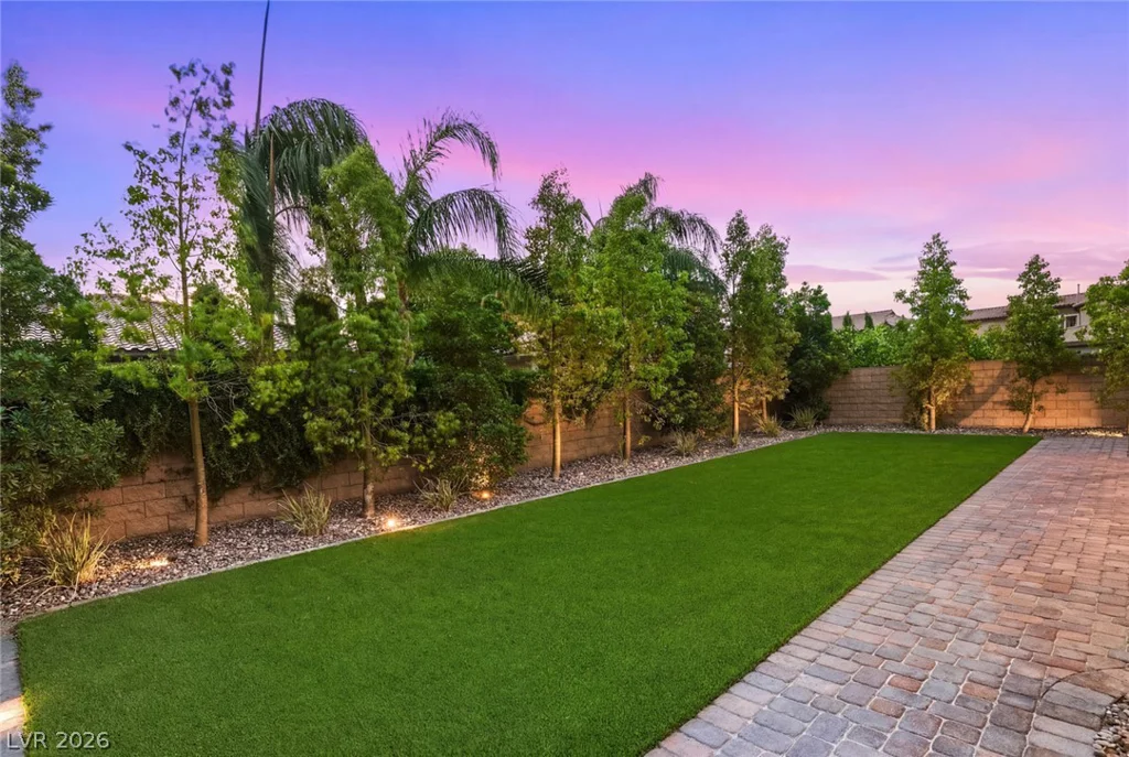 4078 San Franchesca, Las Vegas, NV 89141