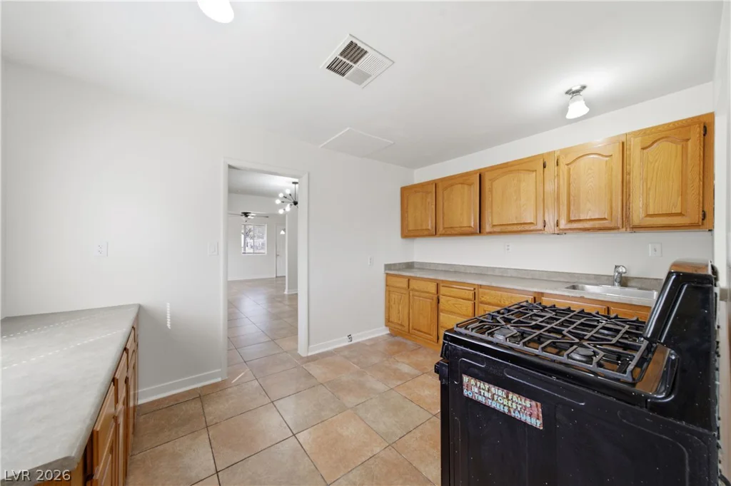 571 National, Henderson, NV 89015