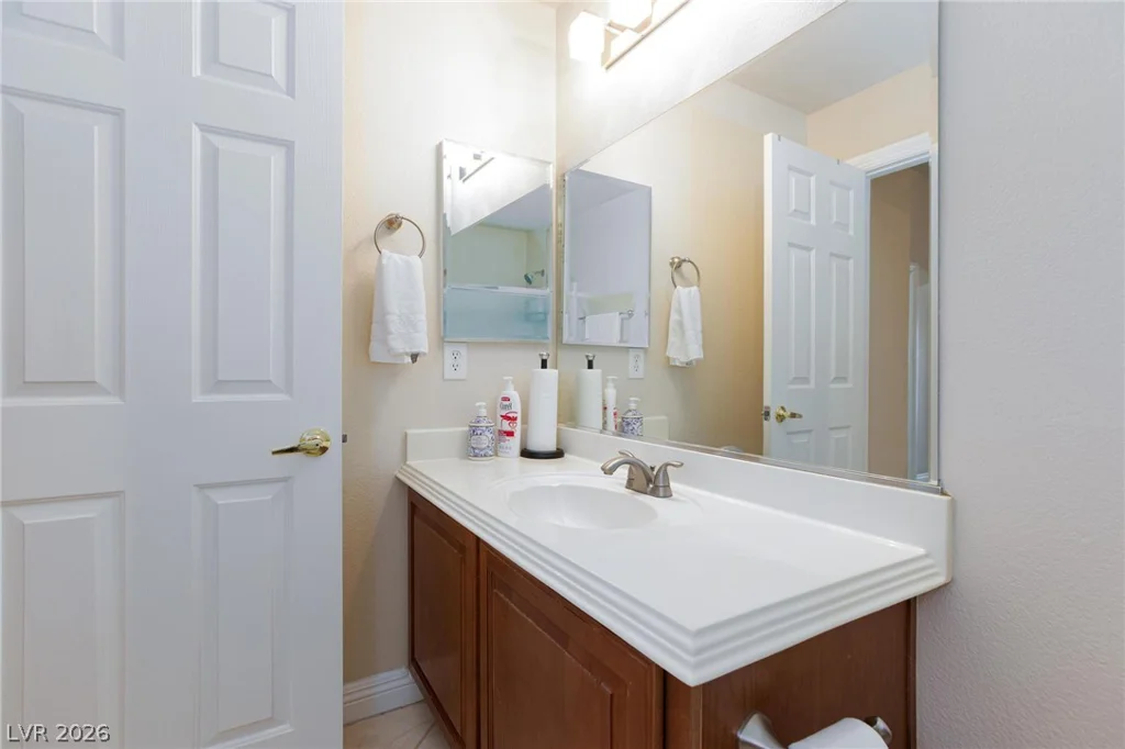 8780 Horizon Wind, Las Vegas, NV 89178