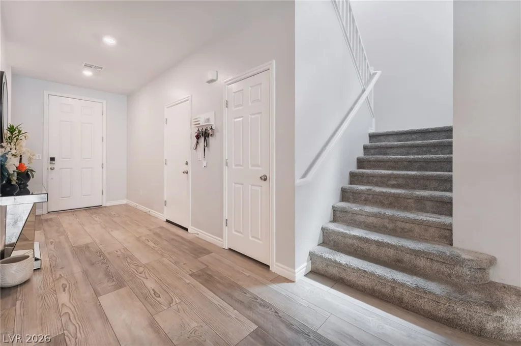 10124 Skye Saddle, Las Vegas, NV 89166