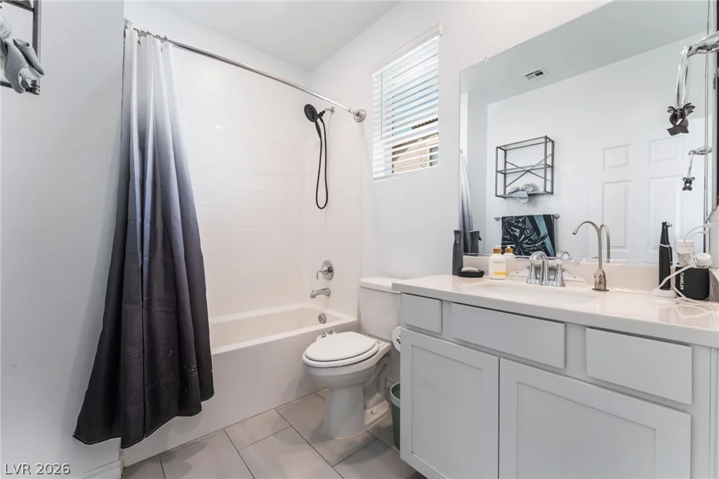 10124 Skye Saddle, Las Vegas, NV 89166