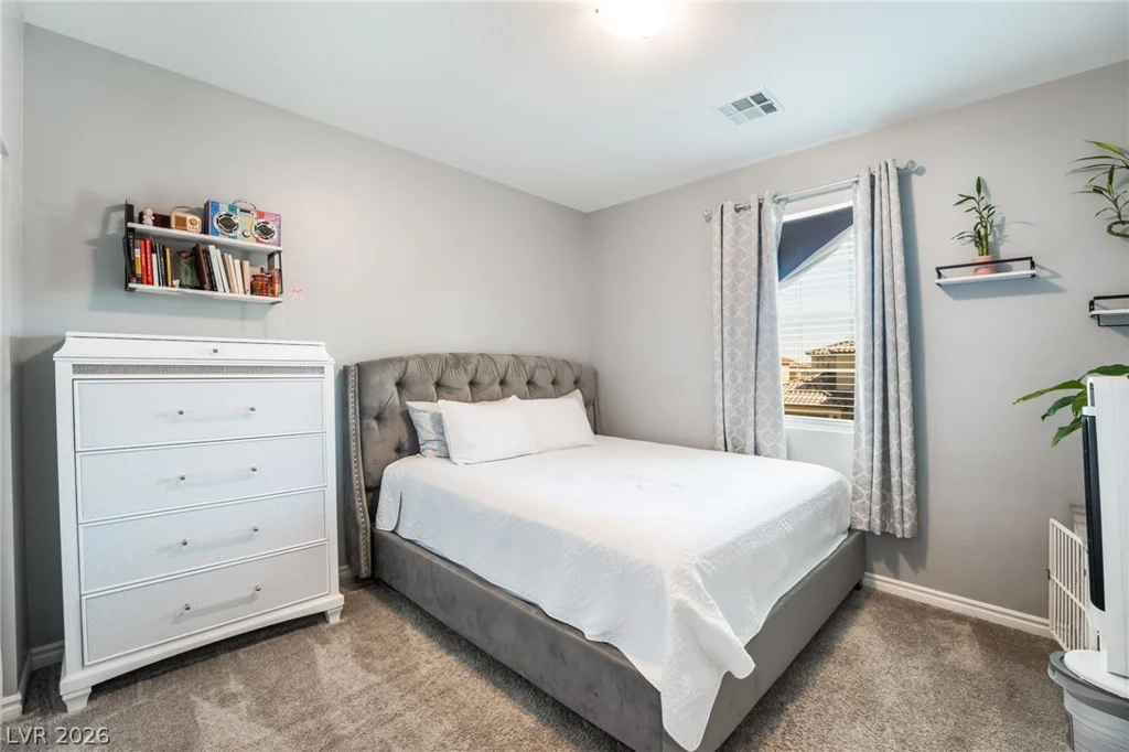 10124 Skye Saddle, Las Vegas, NV 89166