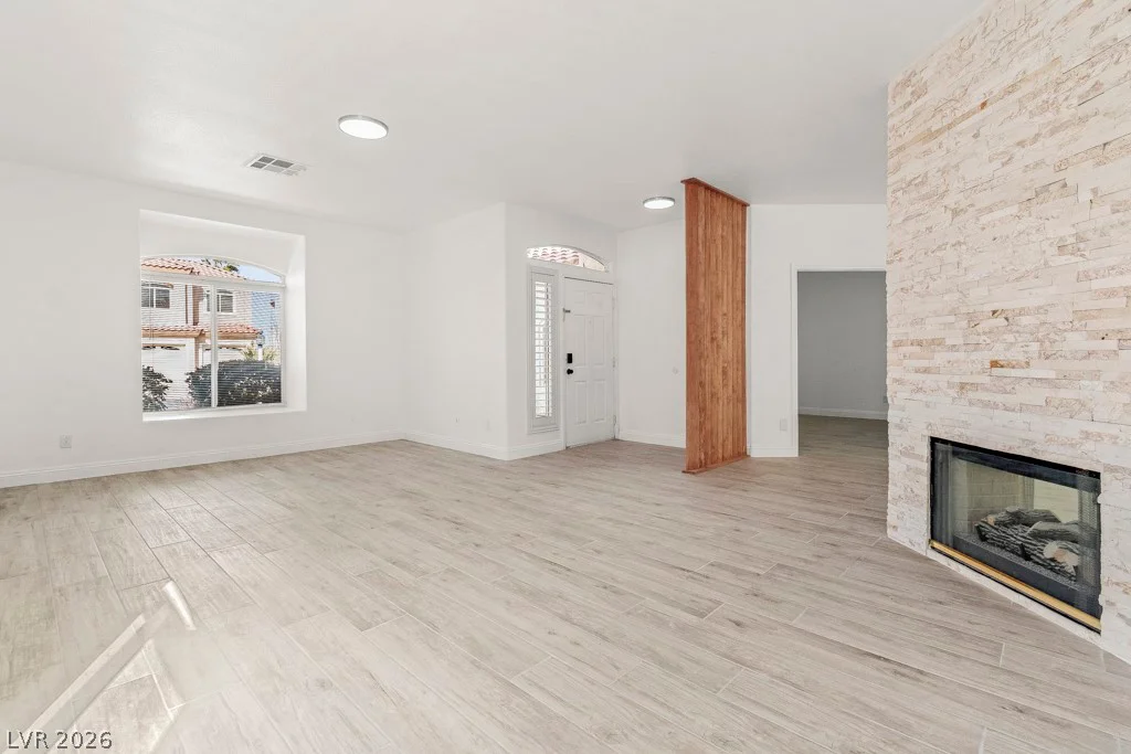 2588 Mizzoni, Henderson, NV 89052