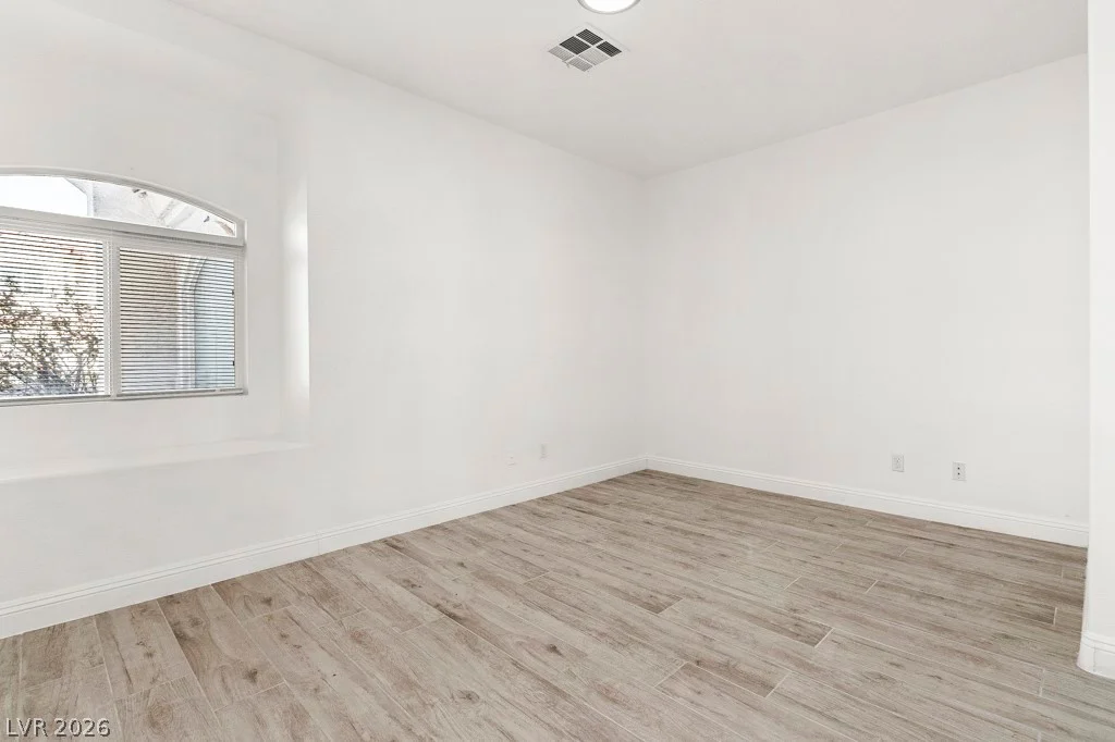2588 Mizzoni, Henderson, NV 89052