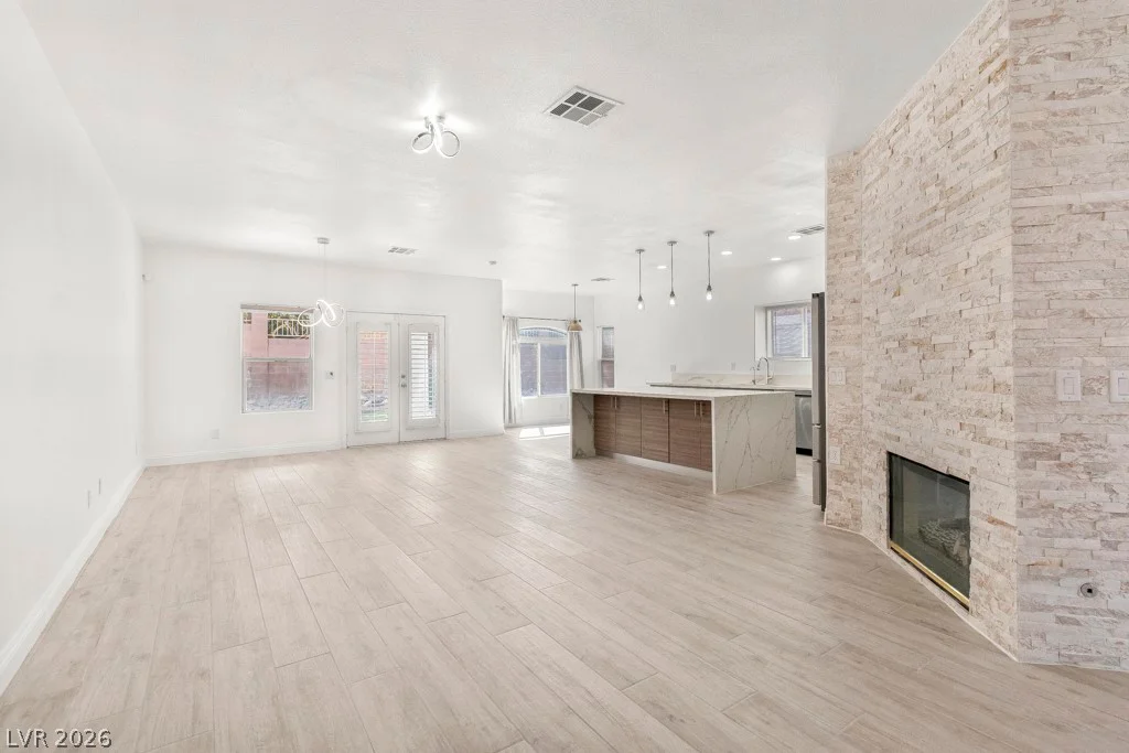 2588 Mizzoni, Henderson, NV 89052