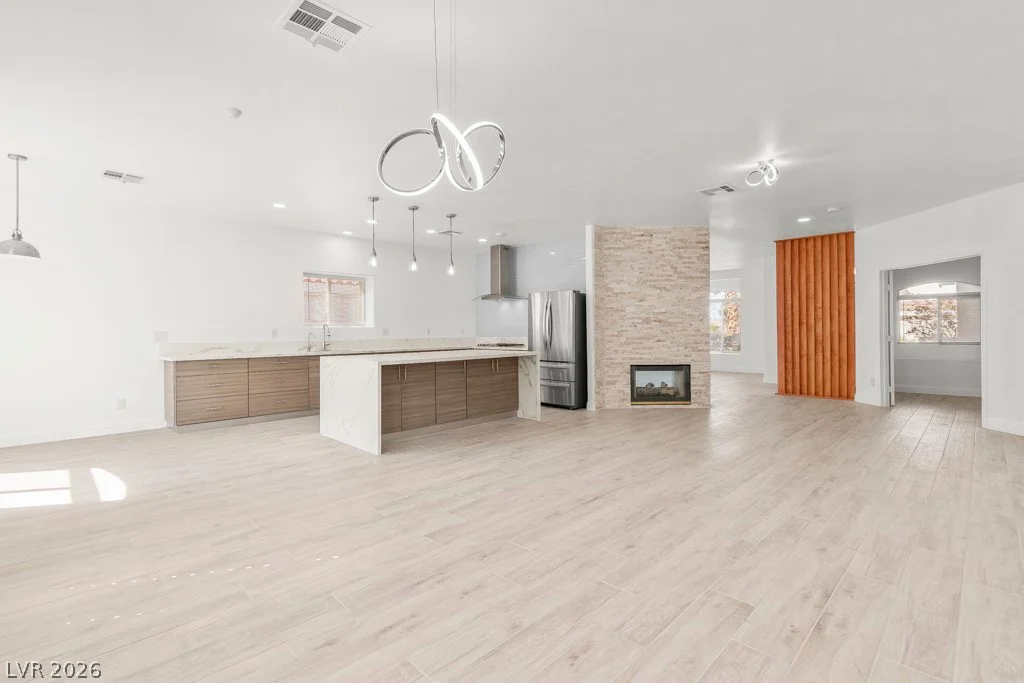 2588 Mizzoni, Henderson, NV 89052