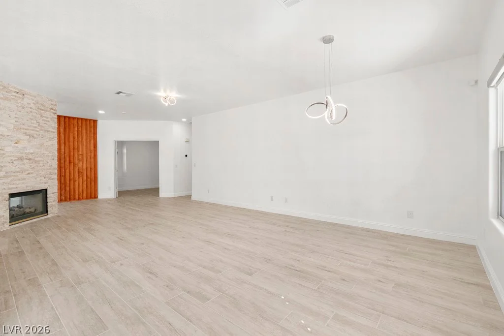 2588 Mizzoni, Henderson, NV 89052