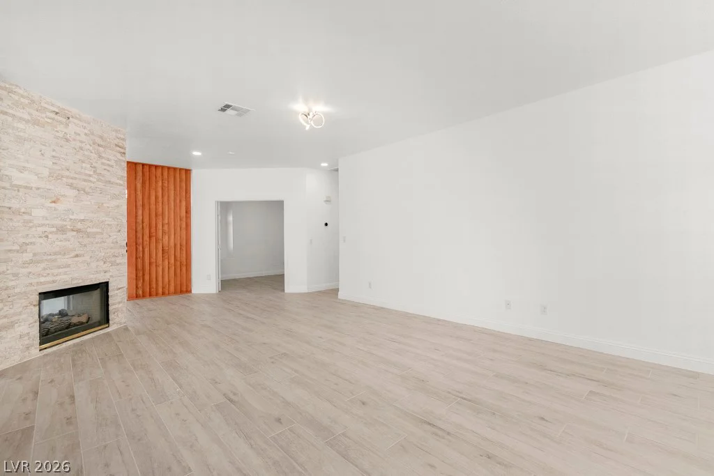 2588 Mizzoni, Henderson, NV 89052