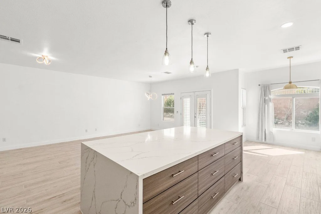 2588 Mizzoni, Henderson, NV 89052